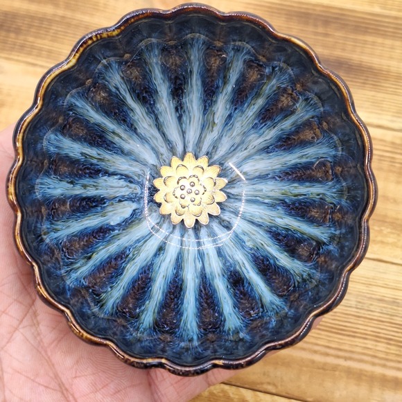 Handmade Jian Zhan Tenmoku Tea Cup Chinese Pottery 3D gold-inlaid lotus - Picture 3 of 7